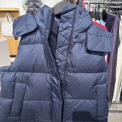 Brand New with tag Lululemon Puffer Vest 