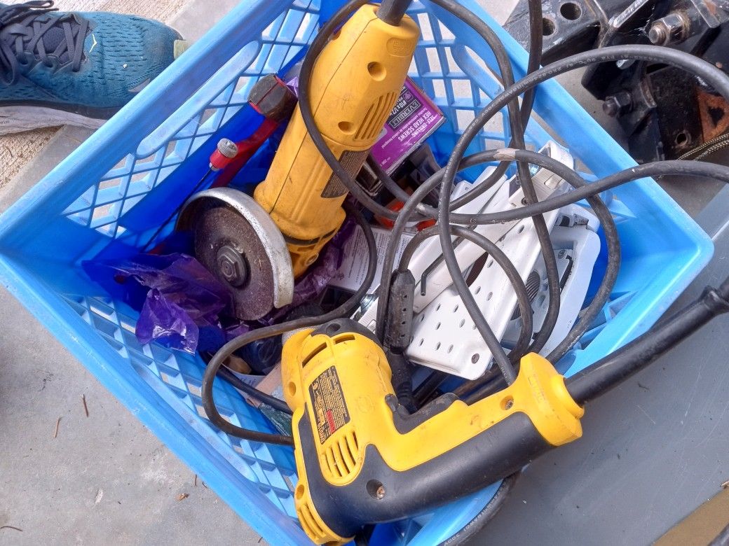 DeWalt Drill Grinder Hand Tools Power Electric Corded