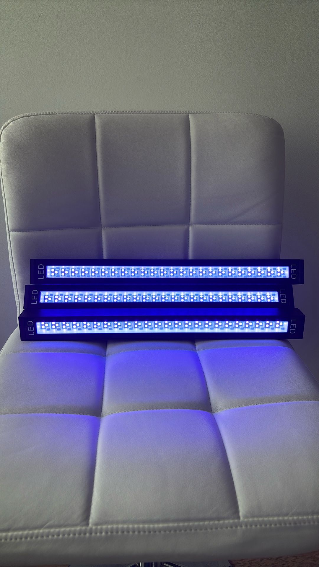 3 Submersible Blacklight LED light Bar 16½″