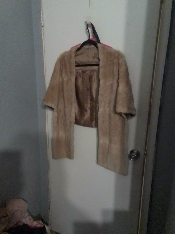 Vintage Women's Tan Fur Cropped Coat