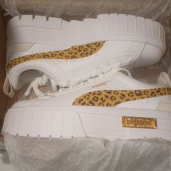  Puma Sneakers 