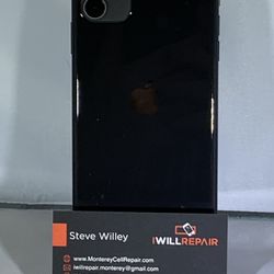 iPhone 11 Black 64GB Unlocked w/Accessories $540