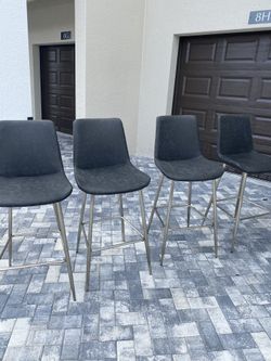 Bar Stools 