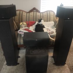 Klipsch Surround System And Receiver 