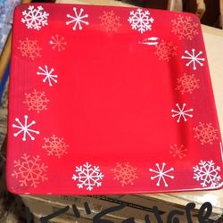 Christmas Plates And Bowls