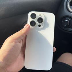 iPhone 16 pro 256 gb 