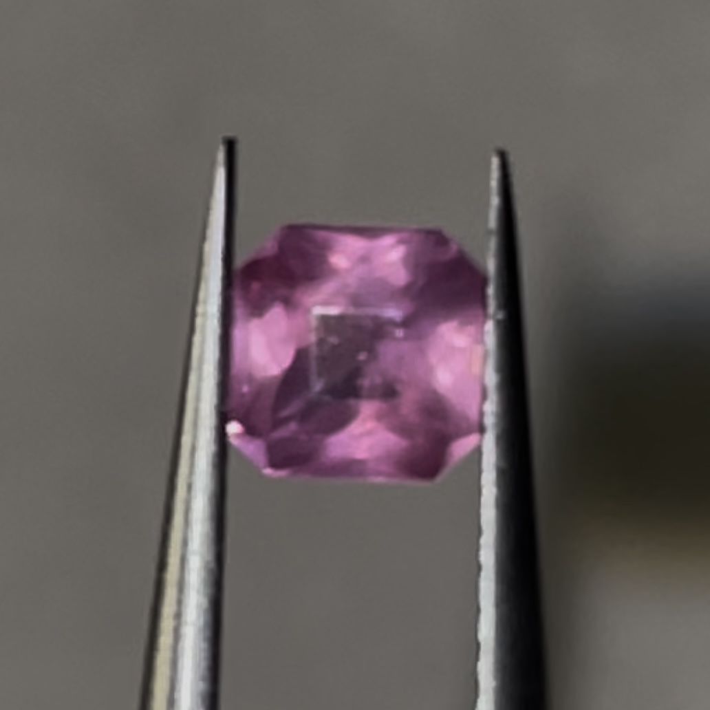 0.85Ct Natural Unheated Pink Sri Lankan Sapphire