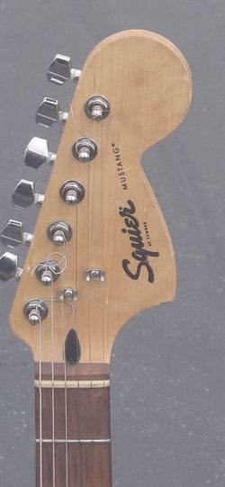 Squier Mustang Electric Guitar