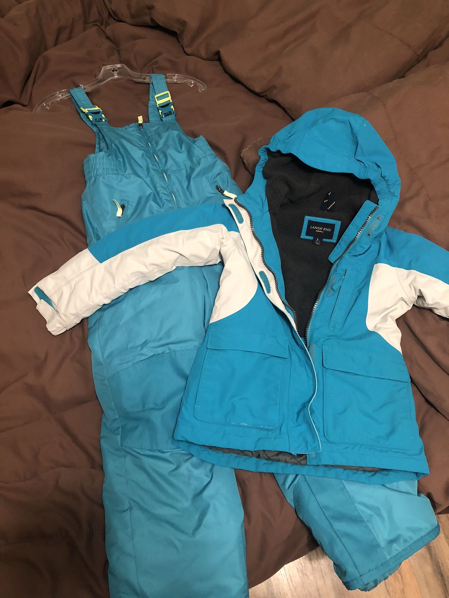Slow Pants And Snow Jacket For Kids Size 6/7