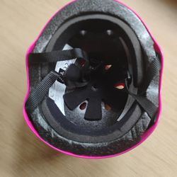 Wipeout Pink helmet For Kids