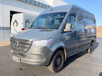 2019 Mercedes Benz Sprinter cargo crew diesel van 144wb high roof 3.0l v6 89k miles