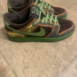 Nike SB Dunk Low