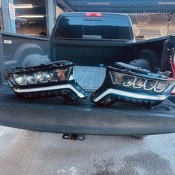 Kia sorento headlights LH and RH side 2021 to 2023