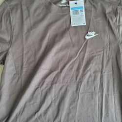 The Nike Tee Mens Sz Medium