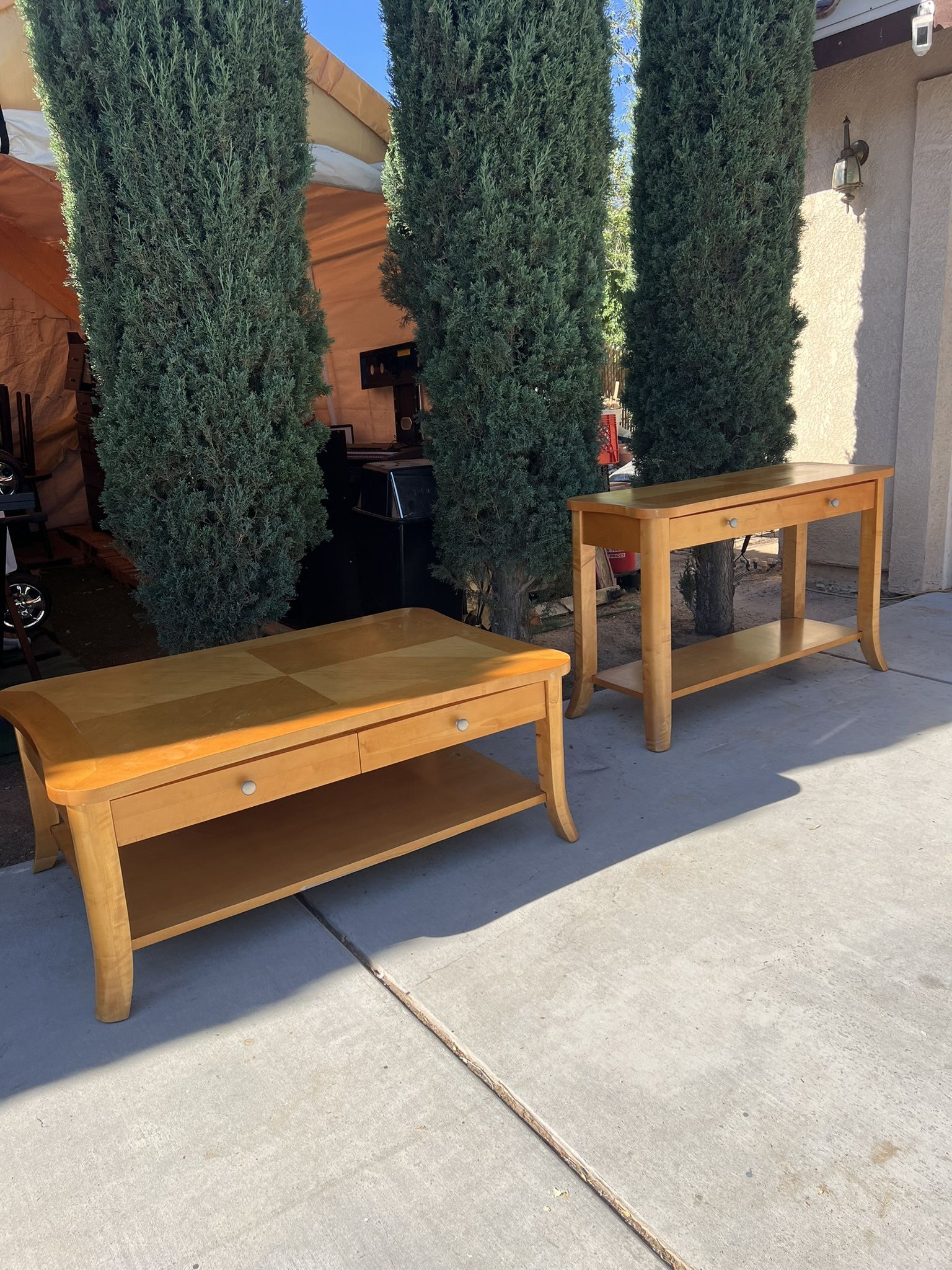 Coffee Table W/ Matching Sofa Table!