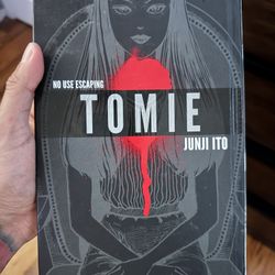 Tomie: Complete Deluxe Edition Hardcover