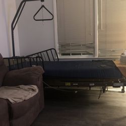 Hospital Bed- Electric 400lb Weight Limit