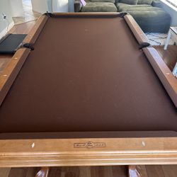 8’- Gus Adams Beach MFG pool table- Rarely used. 1500$ OBO