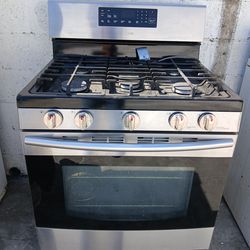 Secadora y  estufa de gas eléctrica