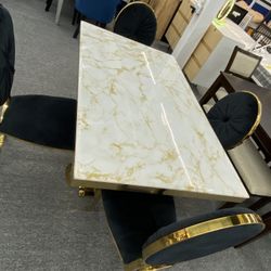 5 Pc Dinning Table Set $1,699.99