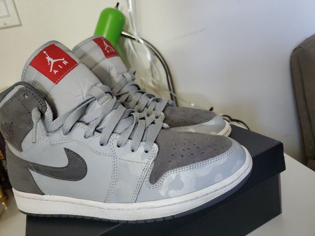 AA3993-027] Nike Air Jordan 1 Retro High Wolf Grey/Dark Grey-White Men's 

