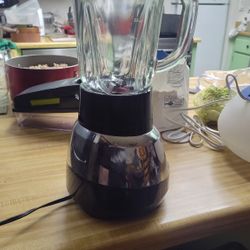 BLACK+DECKER Quiet Blender