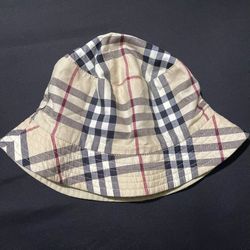 Reversible Burberry Bucket Hat 