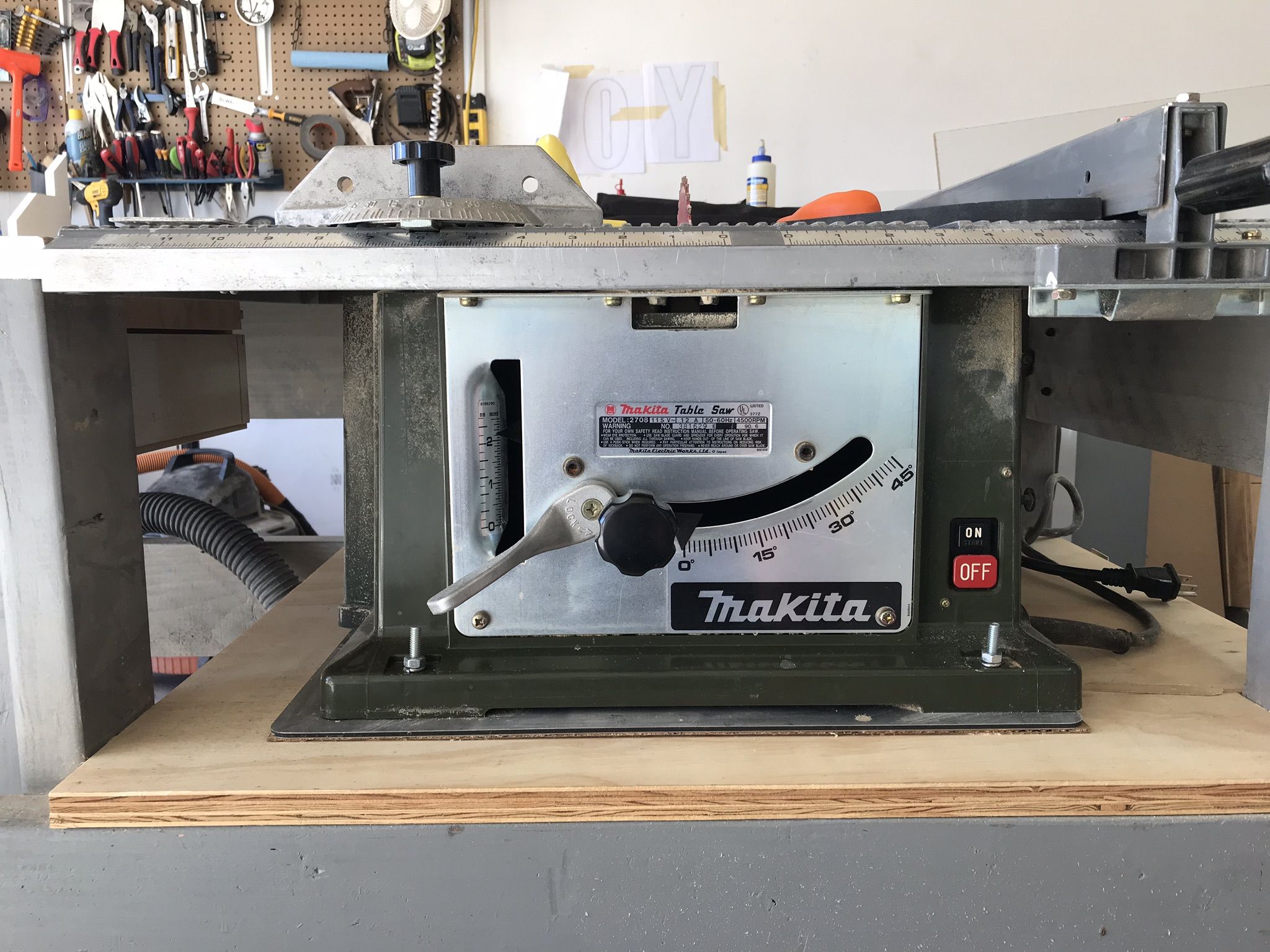 Makita Table Saw 2708 for Sale in Casa Grande, AZ OfferUp