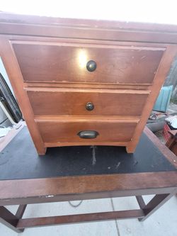 Night stand