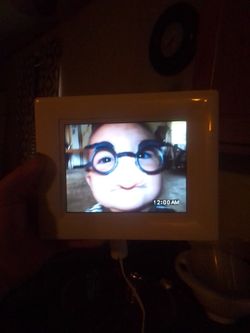 Digital Picture Frame 