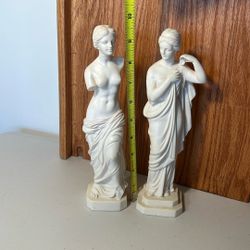 Vintage Santini Alabaster & Resin Diana statue