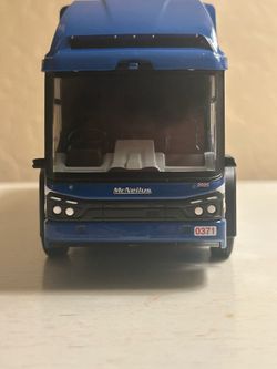 (For Repair) First Gear Republic Services McNeilus Volterra Die Cast Garbage Truck