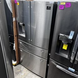 SAMSUNG COUNTERDEPTH REFRIGERATOR