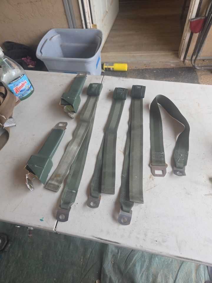 67-72 Chevy Blazer/ C10 Pickup Seat Belts (Dark Green)