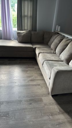 SECTIONAL COUCH FREE PICK UP ONLY