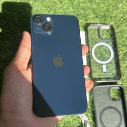 iPhone 13 128GB Blue Mint Condition!