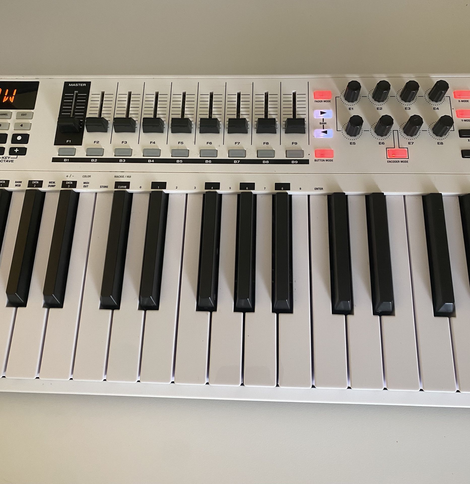 M-Audio Code 61 Keyboard