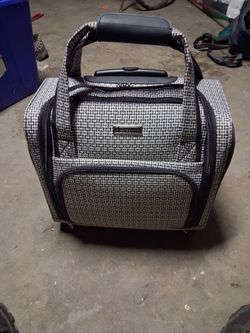 London fog traveling bag