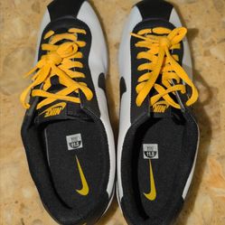 Brand new Lakers edition men nike cortez from 2018  no box men size no low offers 350 obo