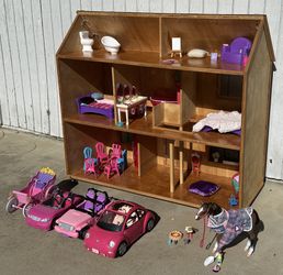 Barbie House & Accessories