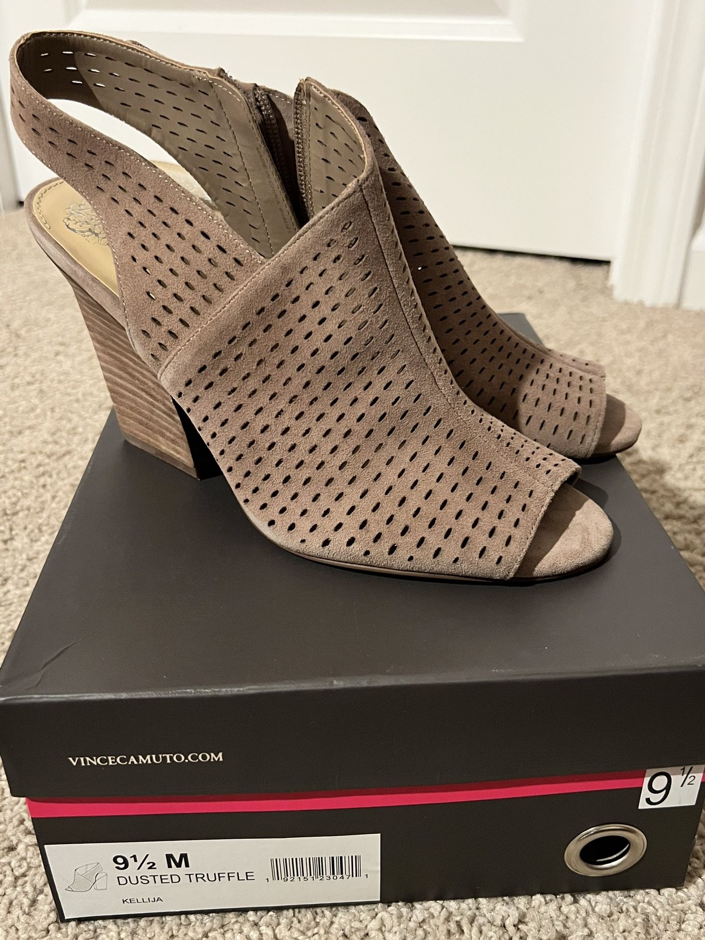 Sexy Wedge Peep Toes!