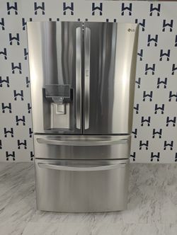 LG 30 cu. ft. 4-Door French Door Refrigerator, Craft Ice, Full-Convert Drawer, Door-In-Door (LRMDS3006S-D-T005)