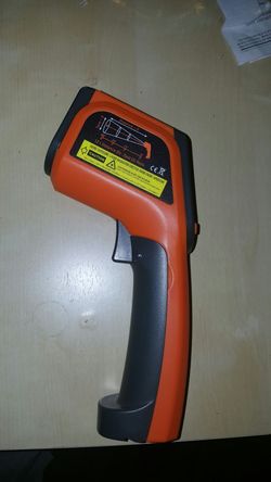 Thermometer gun