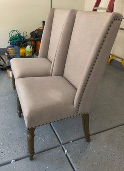 Accent Chairs