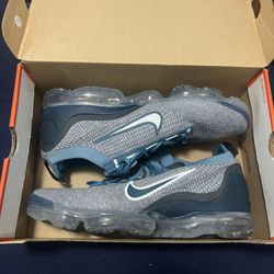 NIKE AIR VAPORMAX 2021 FLYKNIT SNEAKERS SZ 13 USED EXCELLENT CONDITION $75 MEN SNEAKERS   Shoes sneakers running shoes  Air Max vapor max 