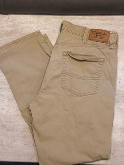 Levi Strauss Signature Gold Khaki Pants
