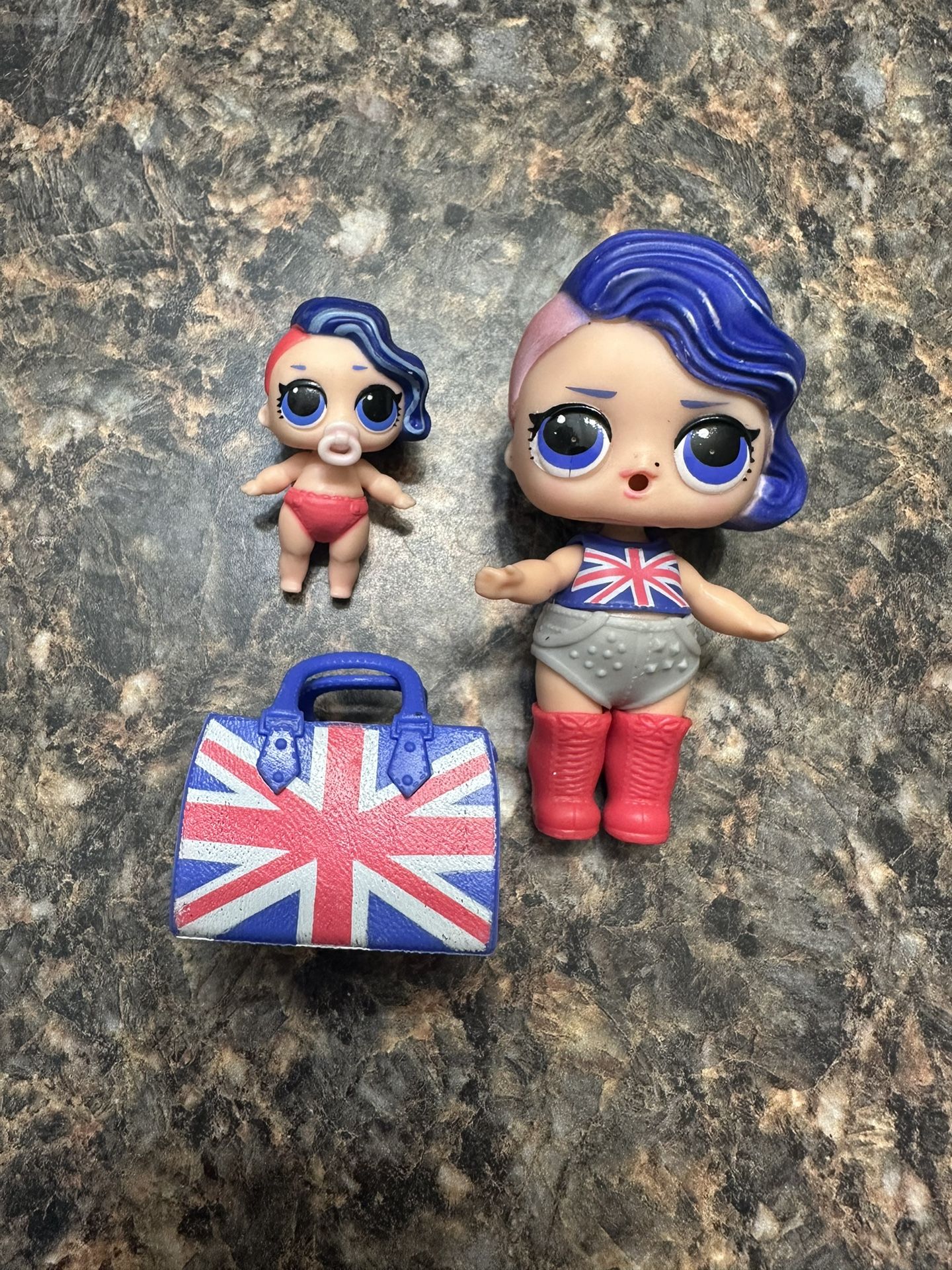 L.O.L. Surprise! 2017 British Dolls big sister and little sister