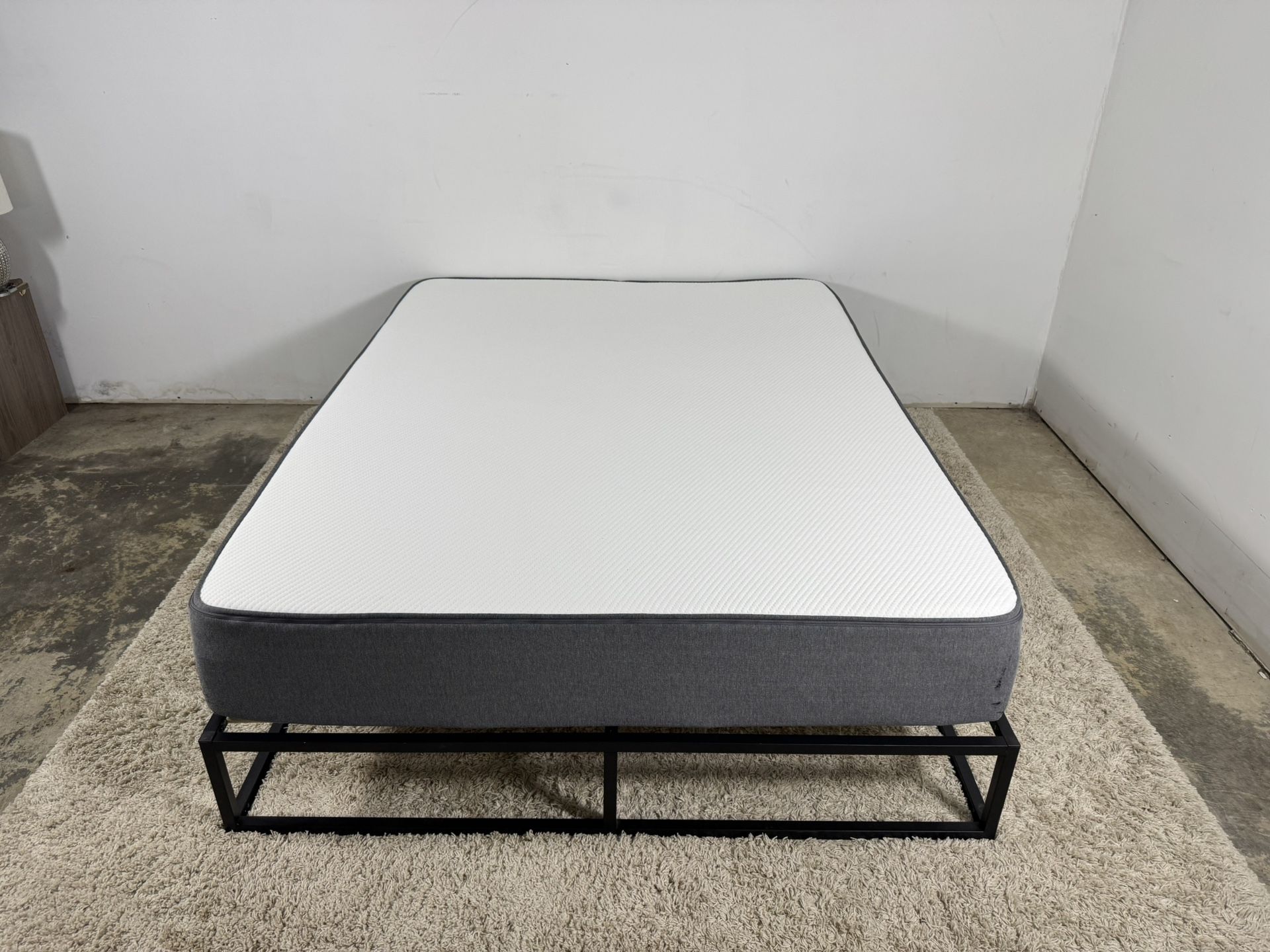 Queen Casper Mattress -Delivery Available