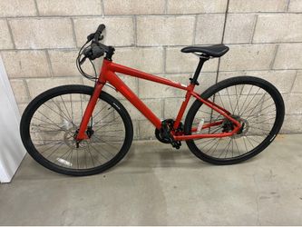 Diamondback Metric 3 Hybrid Bike – Medium (fits 5’7”–5’10”)