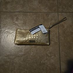 Wristlet  bag